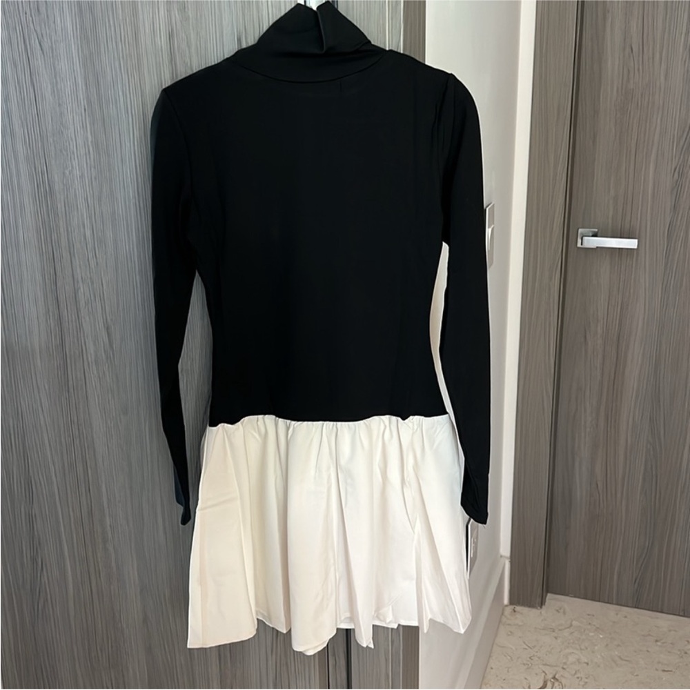 Commense Dress - Picture 6 of 6
